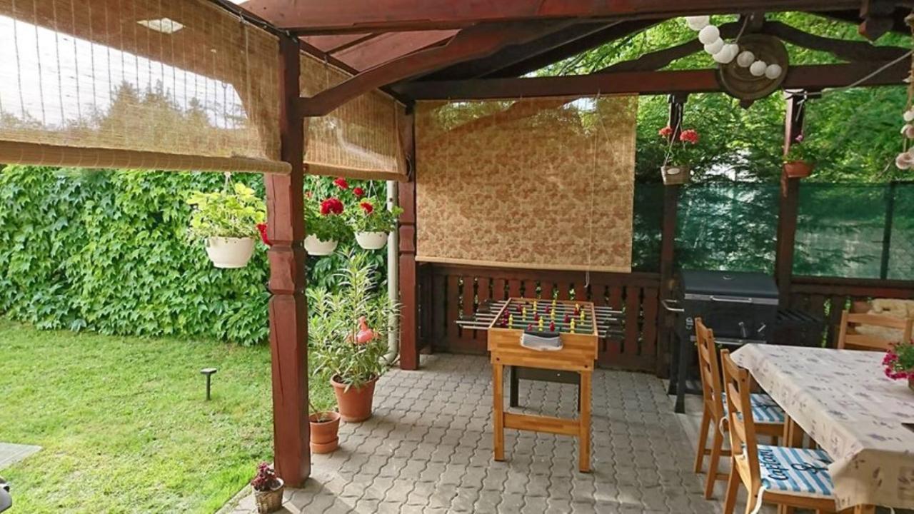 Liliana Vendeghaz Apartment Balatonfuzfo Luaran gambar