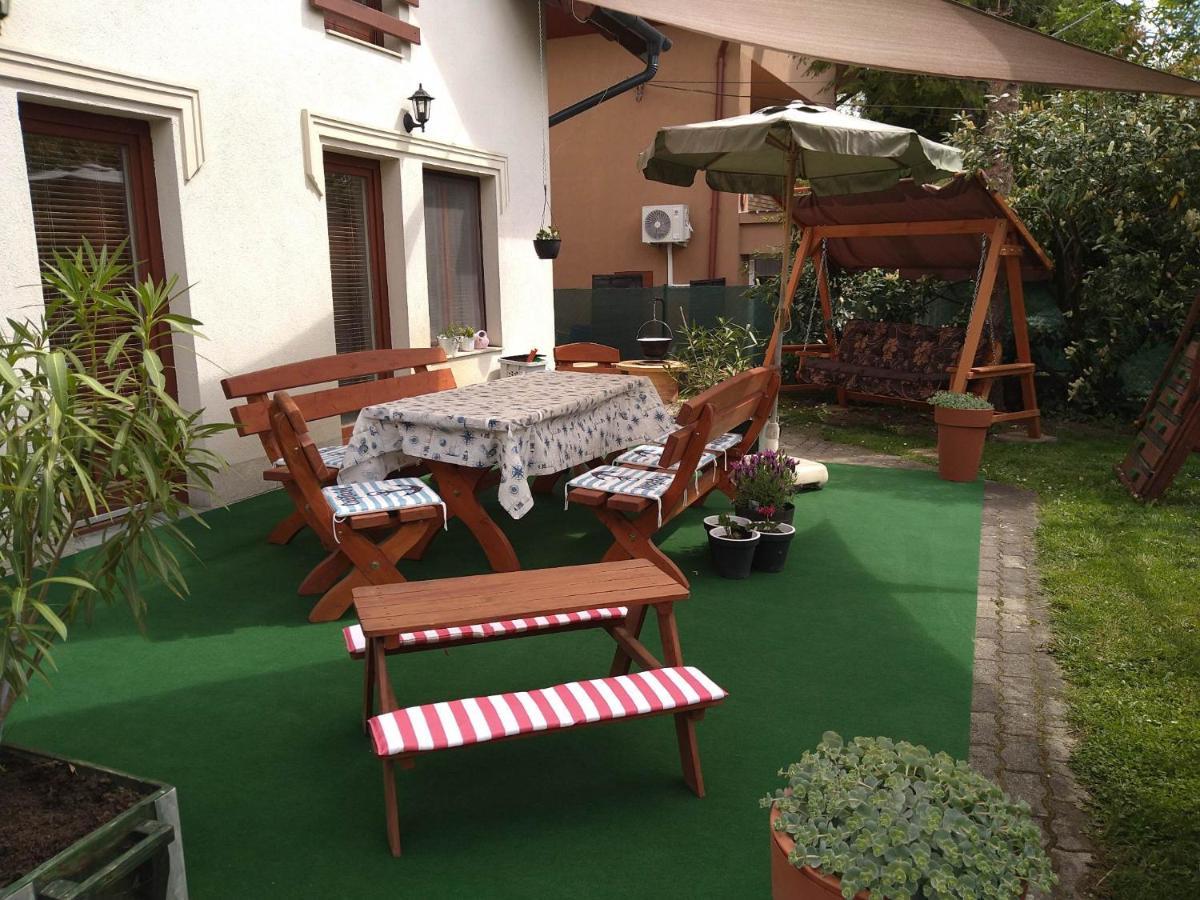 Liliana Vendeghaz Apartment Balatonfuzfo Luaran gambar