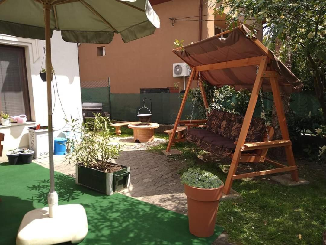 Liliana Vendeghaz Apartment Balatonfuzfo Bilik gambar
