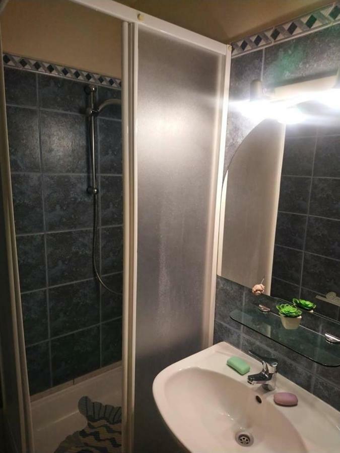 Liliana Vendeghaz Apartment Balatonfuzfo Luaran gambar